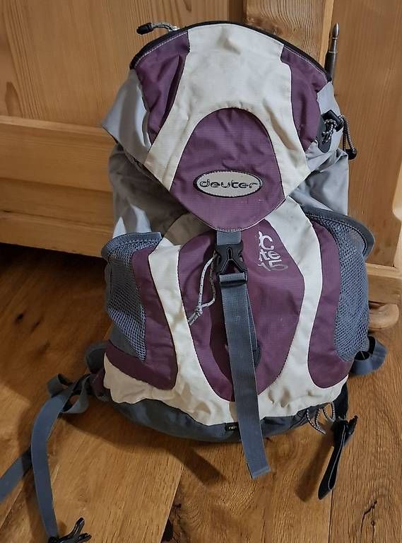 Zaini: Rucksack Deuter ACLite 15 – Usato da Rickenbach SZ venduto da Pinguin73