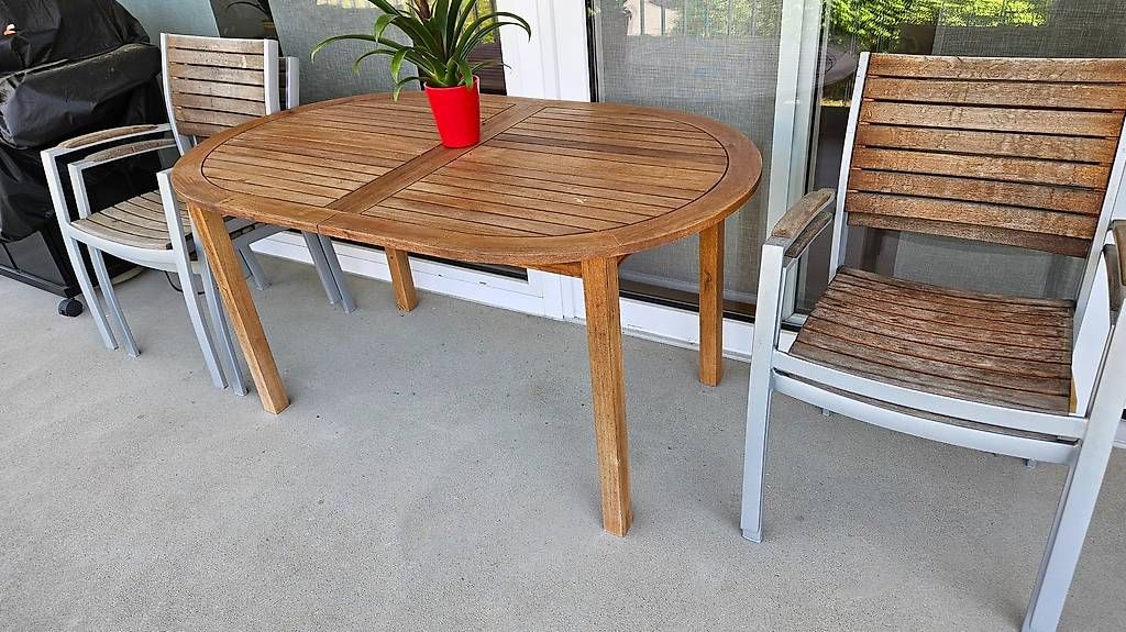 Tavoli: Teakholz Esstisch-Kombination für Balkon oder Garten – Usato da Basel venduto da IWillro