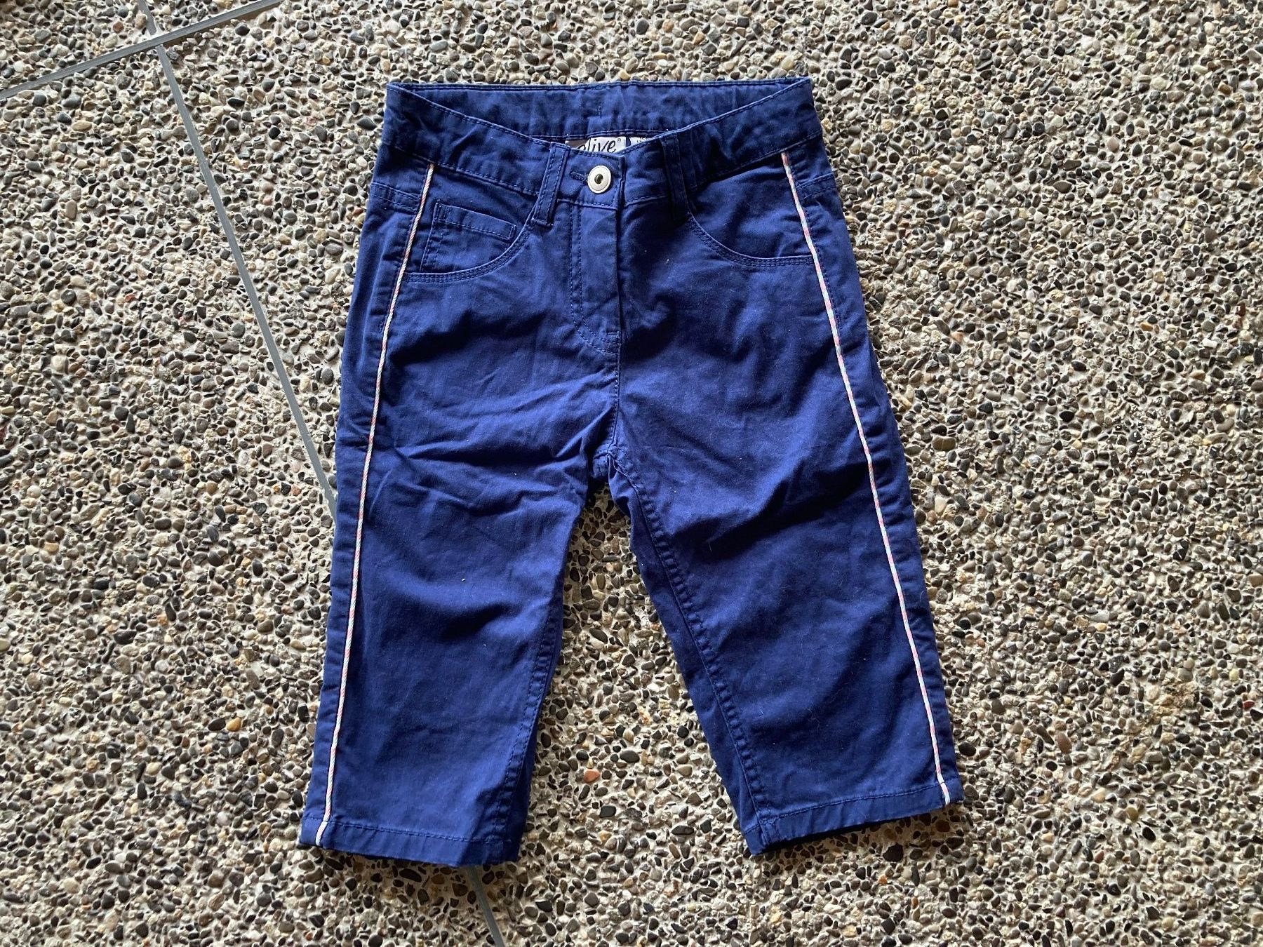 Pantaloni: kurze Hose / 3/4 Hose, Gr. 128 – Usato da Aetingen venduto da Nadinsky