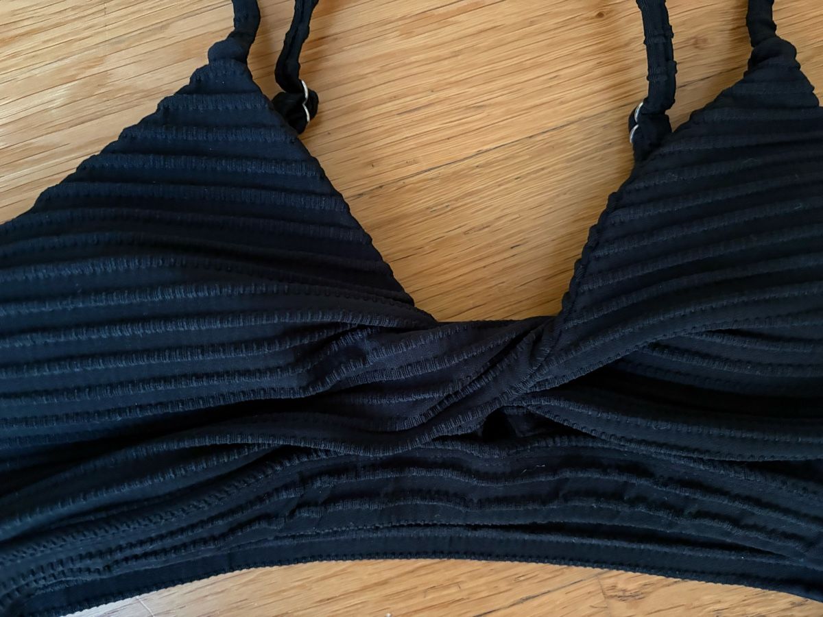 Costumi da bagno & Bikini: Schwarzer Bikini mit Rippmuster -  Grösse S – Usato da Beromünster venduto da msklef 5