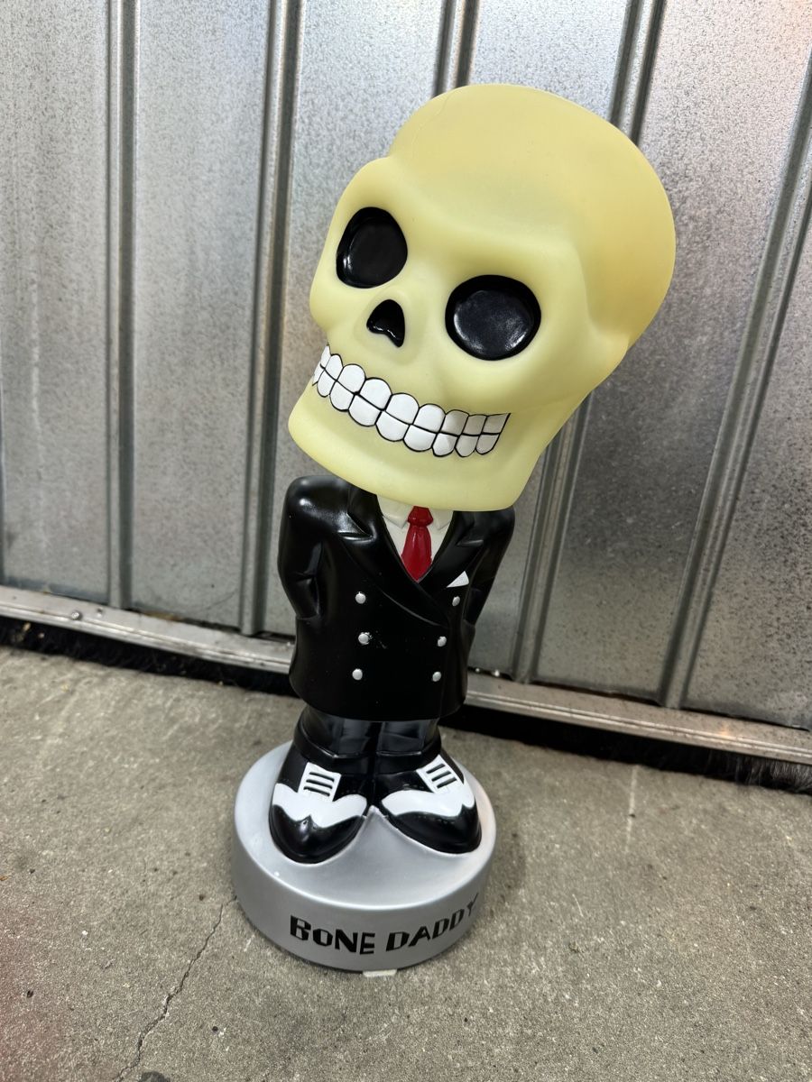 Funko Figuren: Funko Skull Wobbler vintage collector – Gebraucht aus AARBURG von cheapstuff 1