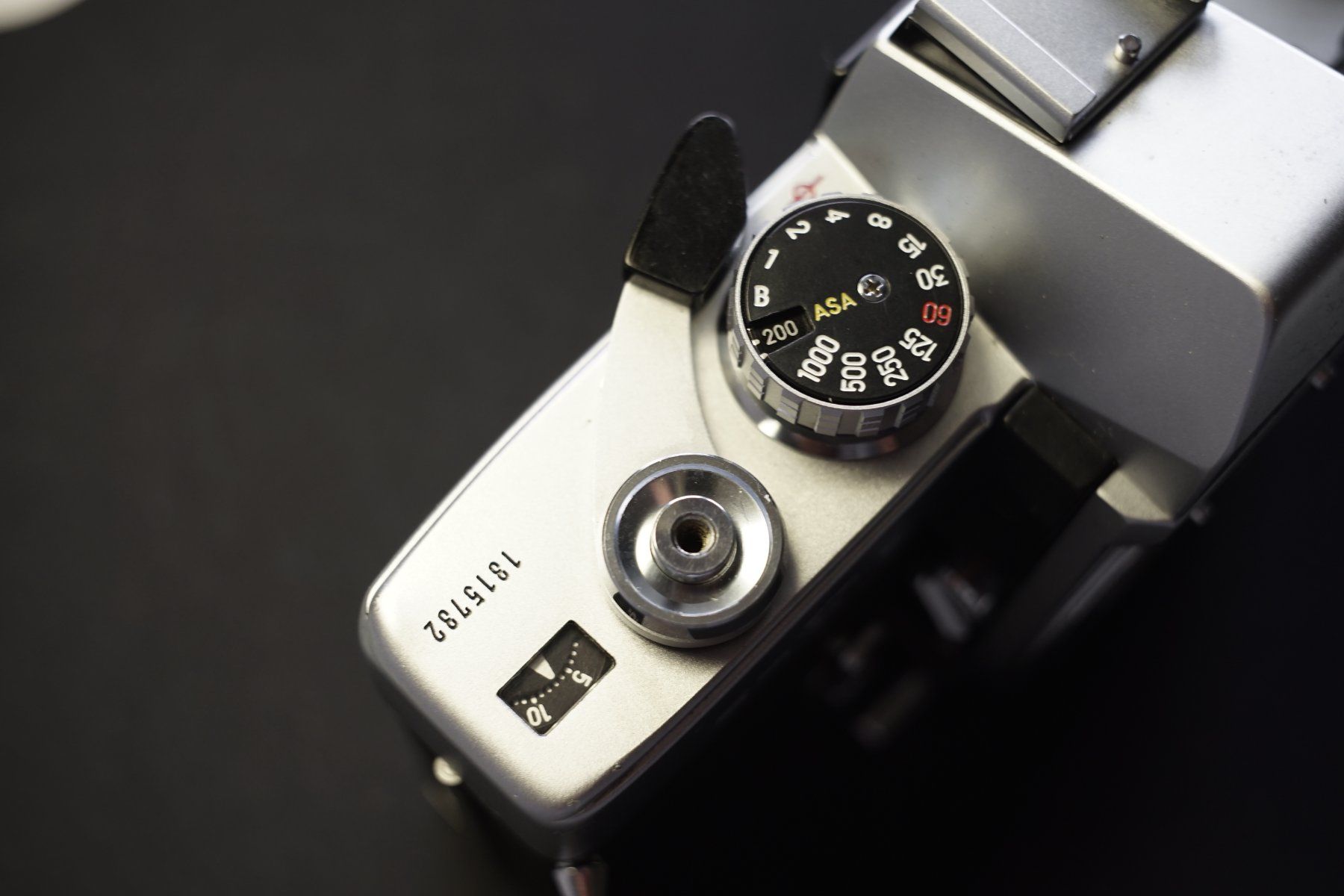 Minolta Fotocamera: Minolta SRT 101 camera – Usato da Steinhausen venduto da joe_9htr 5
