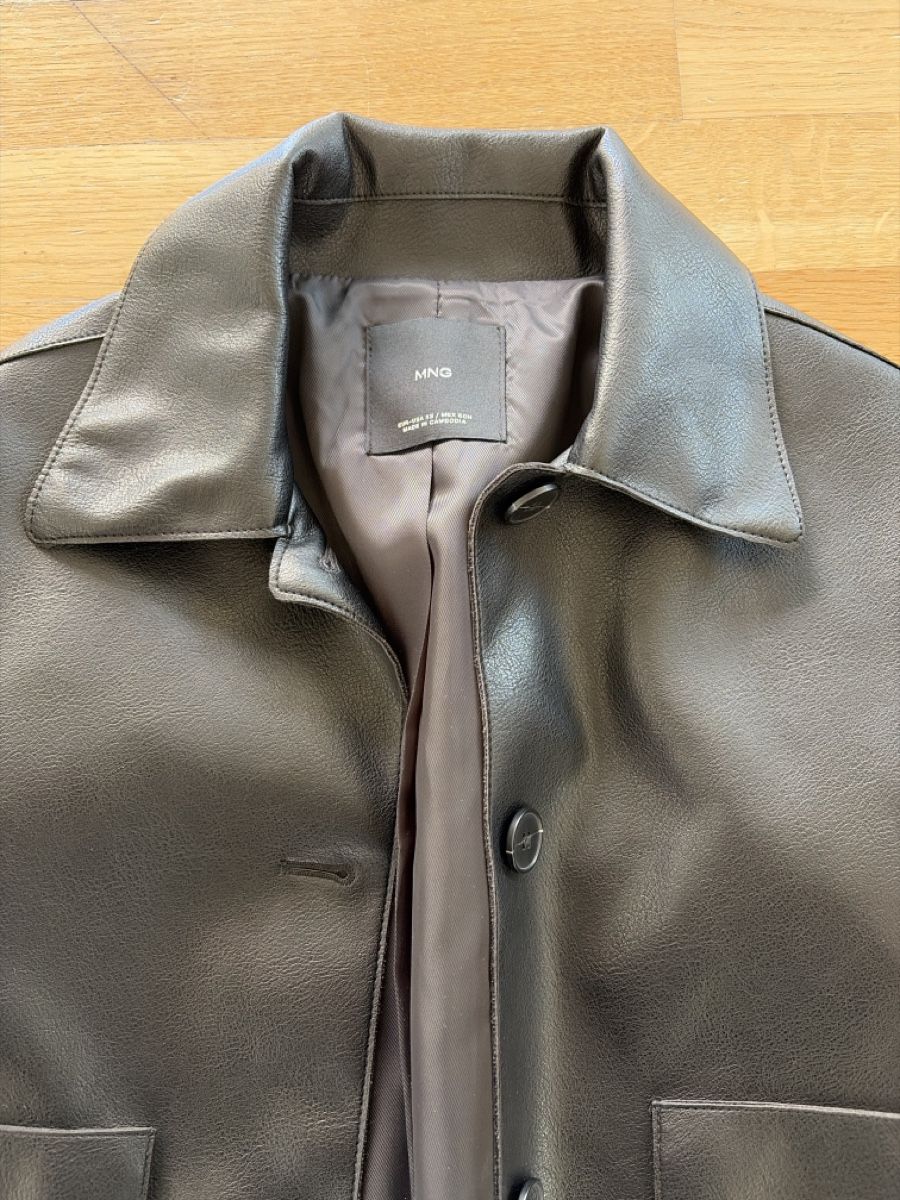 Mango Giacche: MNG Kunstleder Jacke, Top Zustand – Nuovo (secondo la descrizione) da Zürich venduto da ufe_f5q5 1