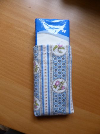 Etui für Tempo Taschentücher