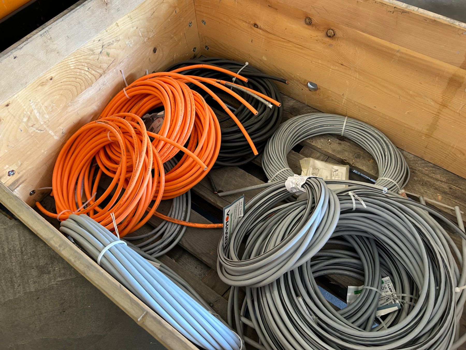 Câbles: Posten Elektrokabel - Kupferkabel NEU – Neuf (Voir description) à Zofingen par Maschinenfabrik 6