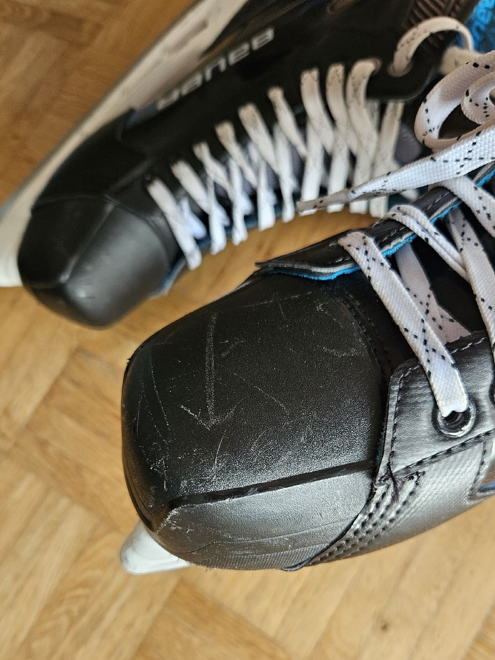 Bauer Pattini da ghiaccio: Eishockeyschlittschuhe Bauer X Grosse 9 D – Usato da Uttigen venduto da Mb10001 4