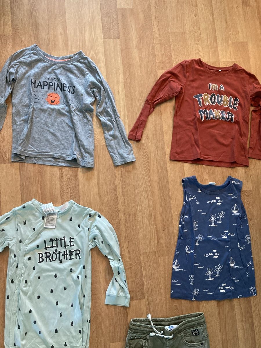 Lotti & Set di vestiti: Kinder Kleiderpaket Gr. 104 – Usato da Emmenbrücke venduto da JJ_89 1