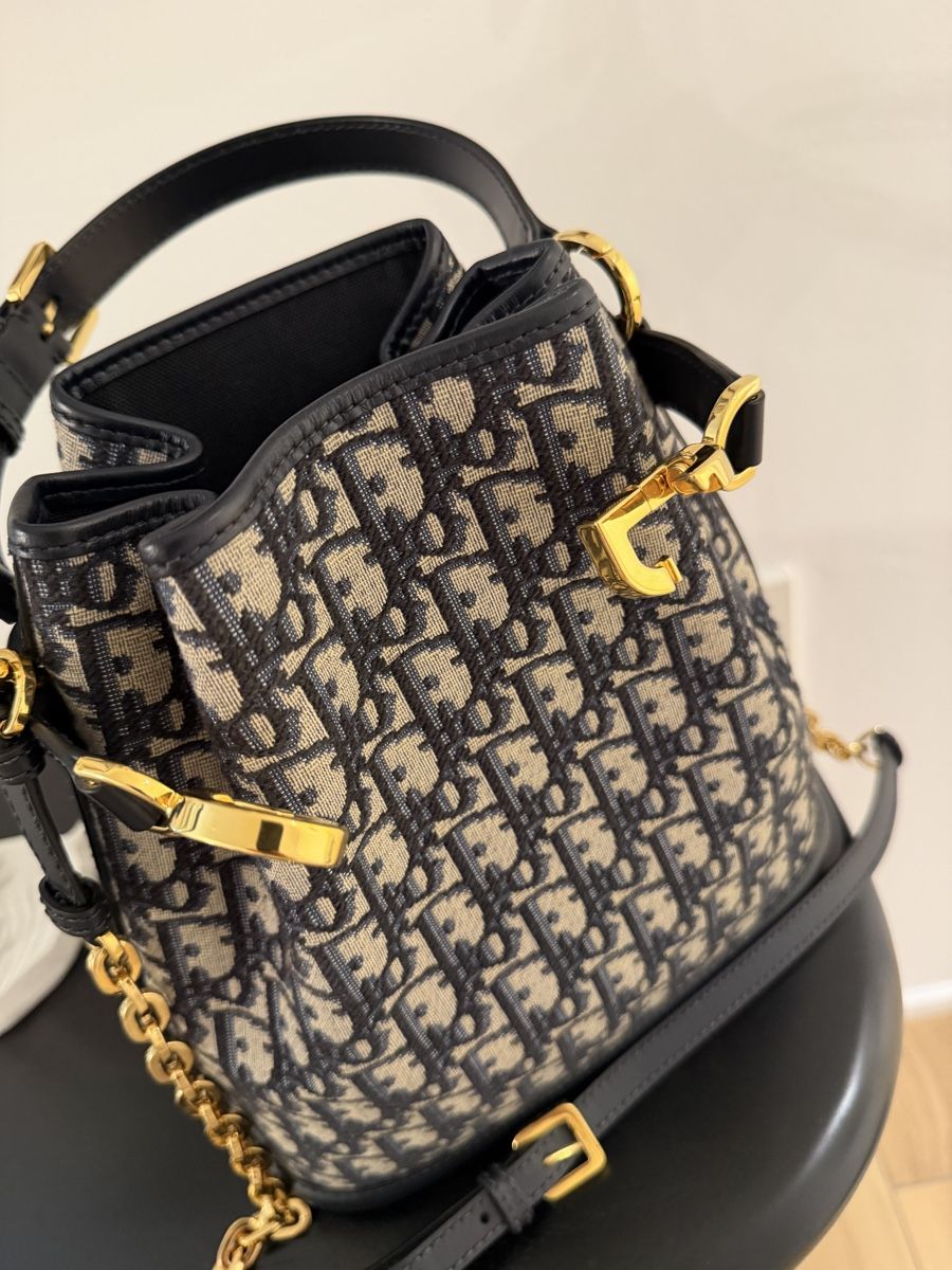 Taschen für Damen: Dior Shoulder Bag Oblique Jacquard – Gebraucht aus Cureglia von lucianboboc 5