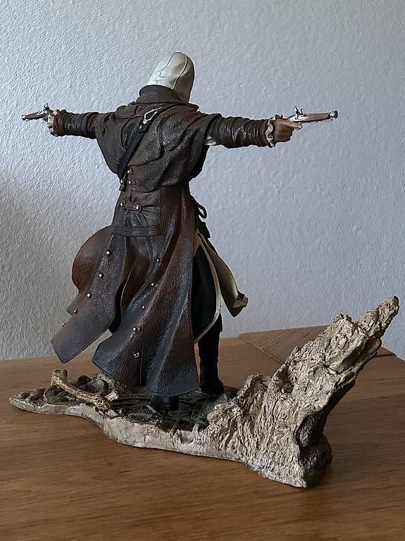 Statuette: Assassin's Creed 4 Figur – Usato da Giswil venduto da Coloss91 3
