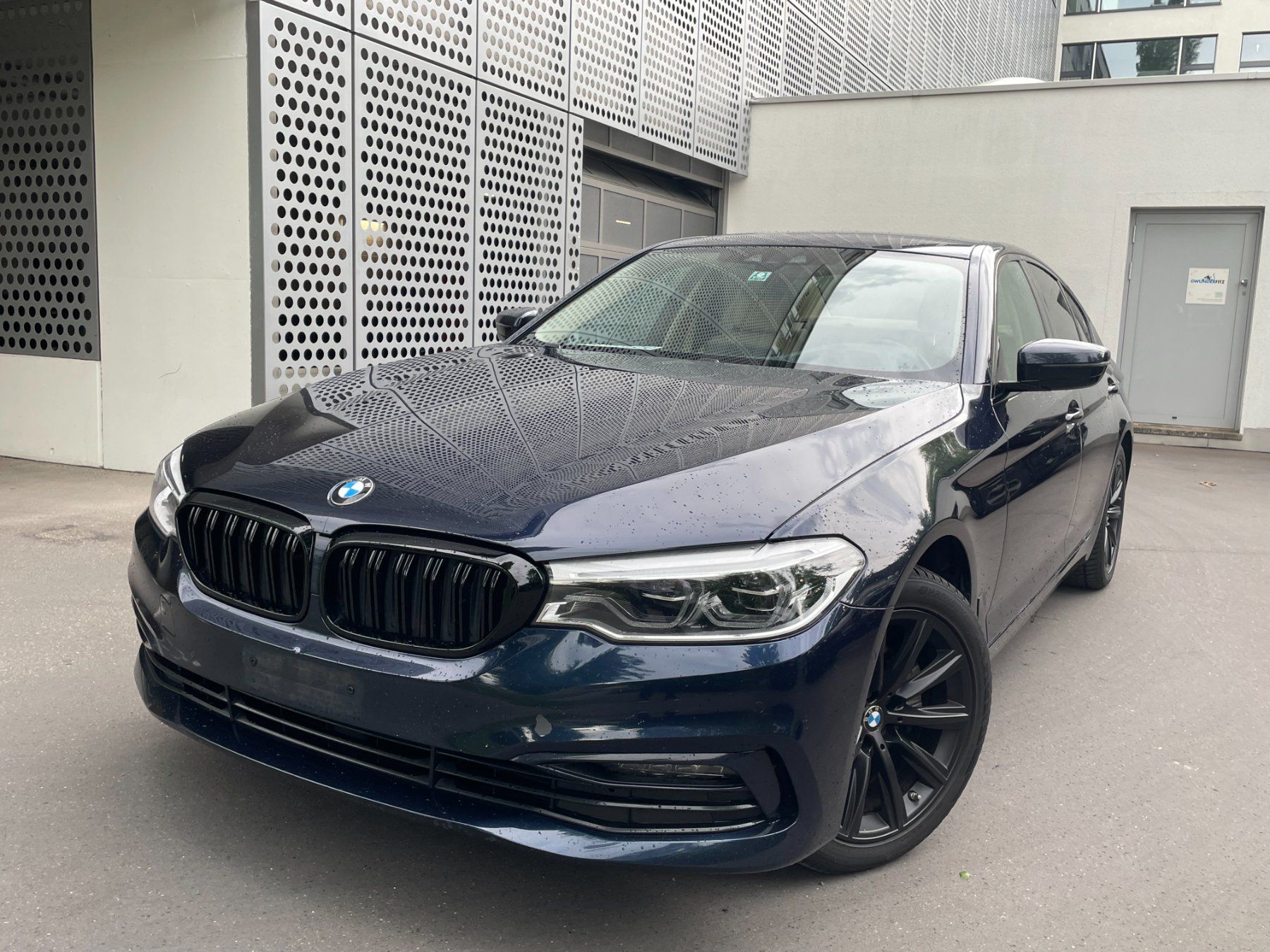 BMW Automobili: BMW 520d xDrive Automat – Usato da Stäfa venduto da automoor
