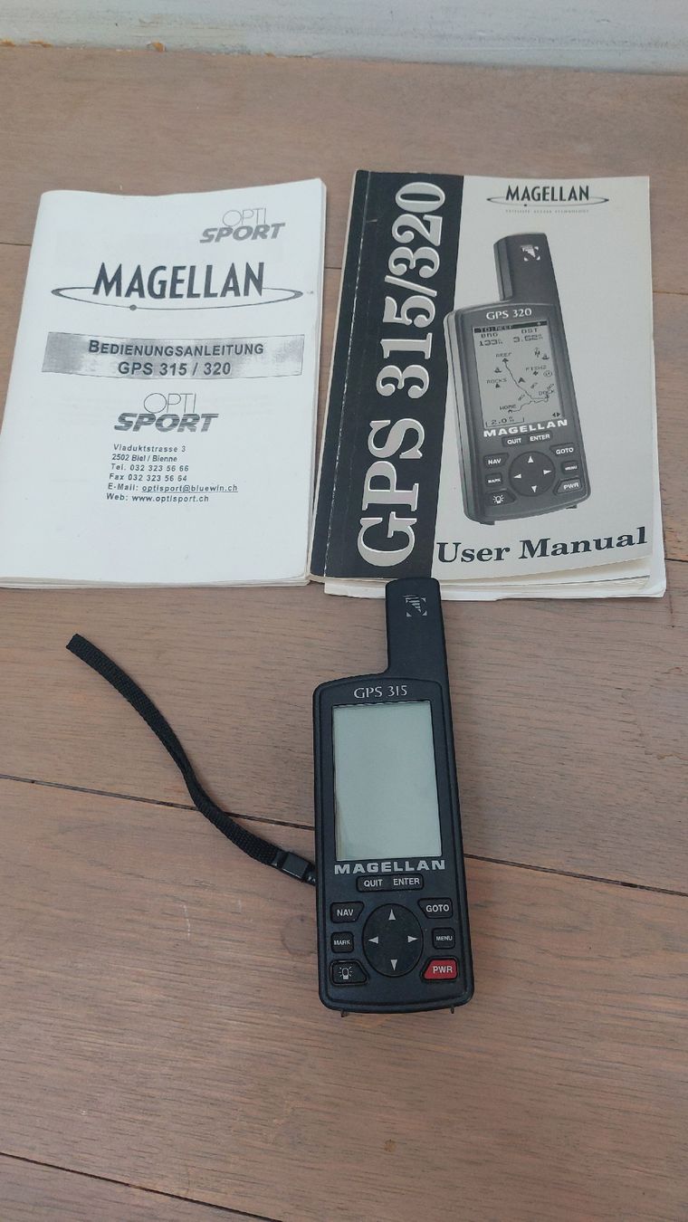 Navigatori: GPS 315/320 – Usato da Sutz venduto da Lachsforelle