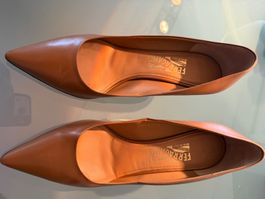 Ferragamo Pumps Damen, Cognac gebraucht, sehr guter Zustand