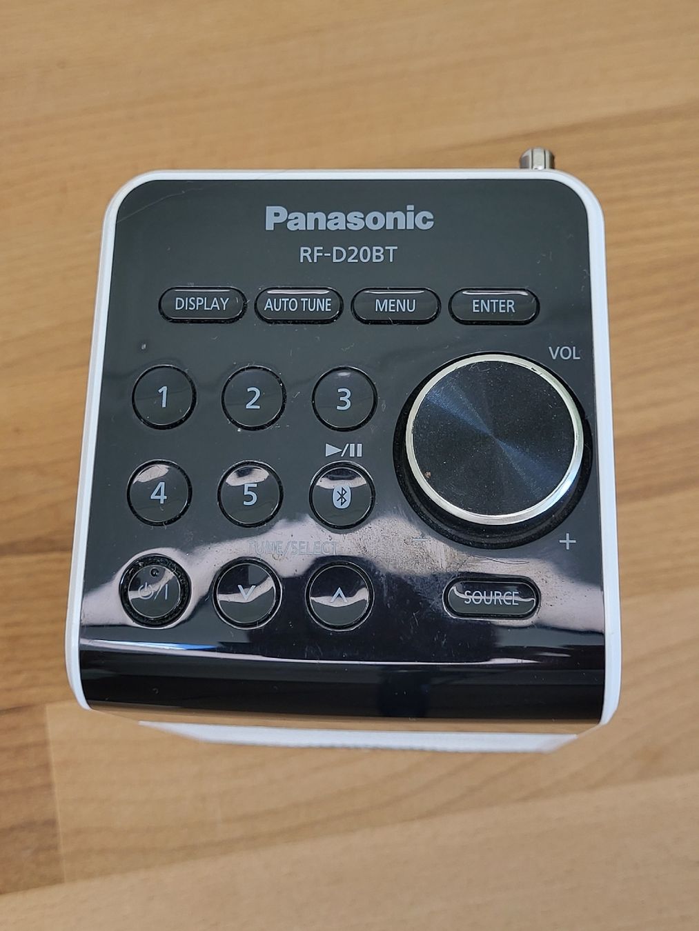 Panasonic Radio: Radio Panasonic RF-D20BT DAB+/FM - Son impeccable! – Usato da Martigny-Croix venduto da barbamama1977 1