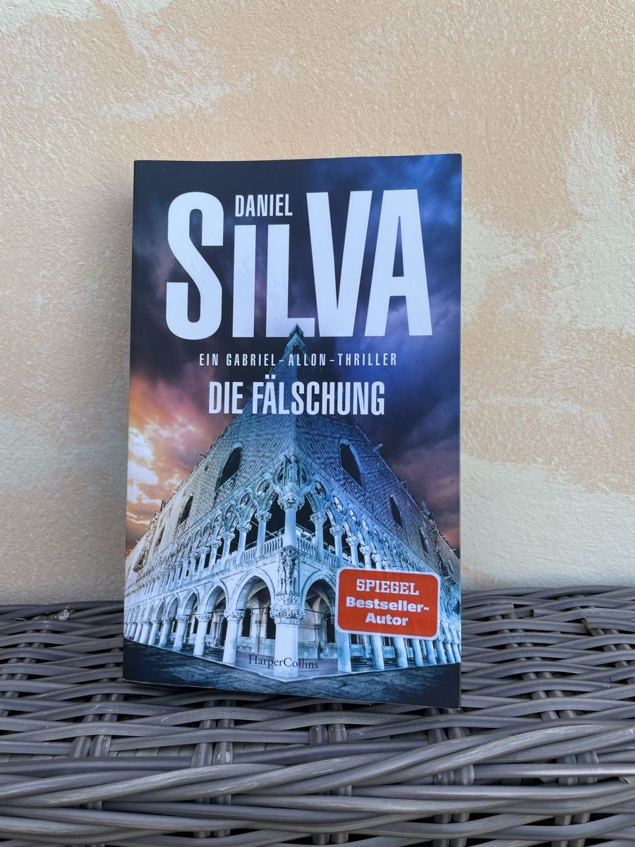 Bücher: Daniel Silva „Die Fälschung“ – Gebraucht aus Zürich von Kashyyyk4