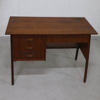 Dänische Mid-Century Schreibtisch aus Teakholz