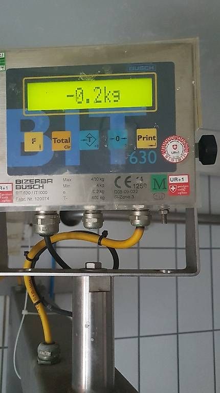 Toutes les machines: Milchannahme Kuh – D'occasion à Bürglen UR par Bedatell 1