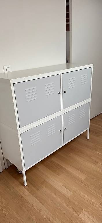 Regale: Ikea Regal aus Metall – Gebraucht aus Zürich von LovieDovie