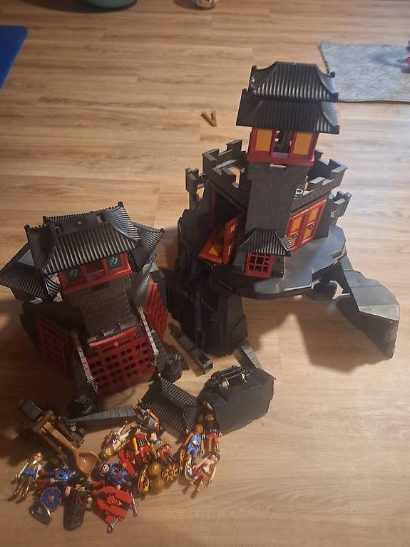 Giocattoli: Playmobil Ritterburg – Usato da Zuoz venduto da Nocino01 1