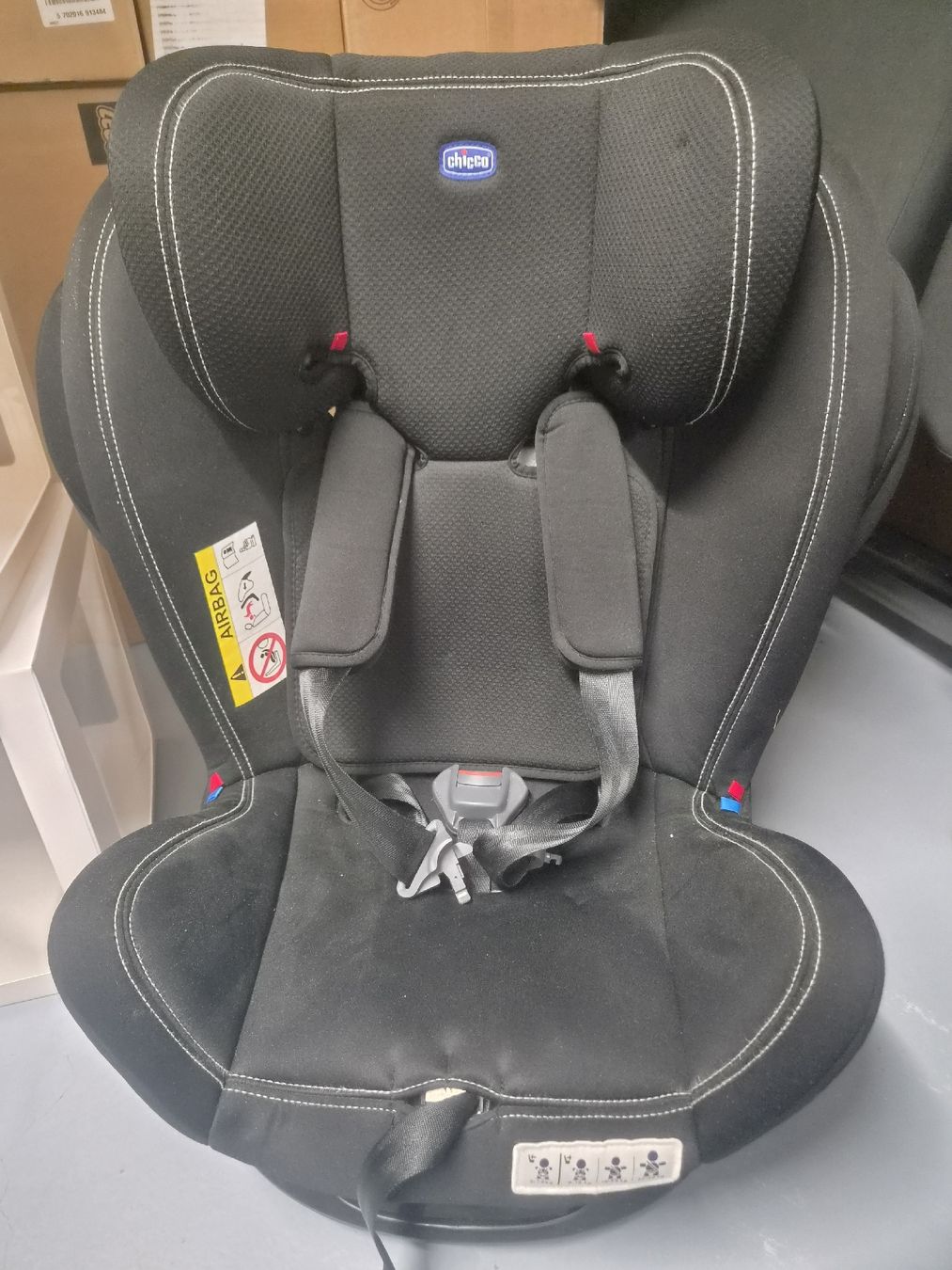 Chicco Sièges auto: Kindersitz Chicco gebraucht 0-36kg schwarz – D'occasion à Safnern par ROEDGM