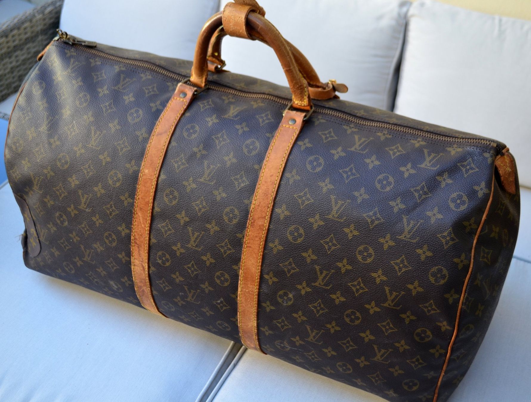 Louis Vuitton Taschen: Louis Vuitton Keepall 60 Monogram – Defekt aus Collonges von Auganien 3