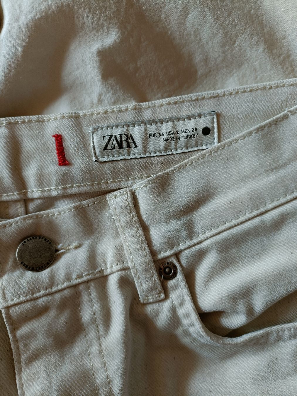 Zara Pantaloni: Pantalon ZARA / Taille 34 – Usato da Vaulruz venduto da O_DDM 2