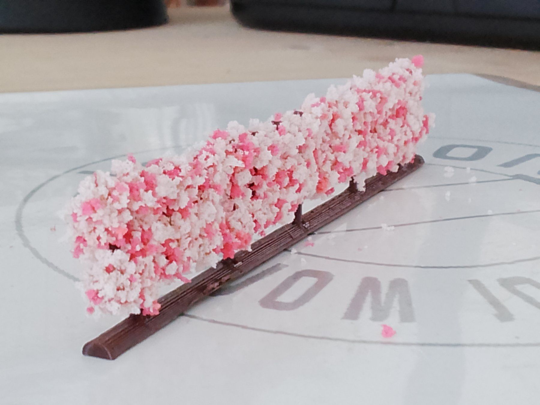 Modellini di ferrovie: Blühende Hecke pink mannshoch, Spur H0 – Nuovo e nell'imballaggio originale da Luzern venduto da Salefactory