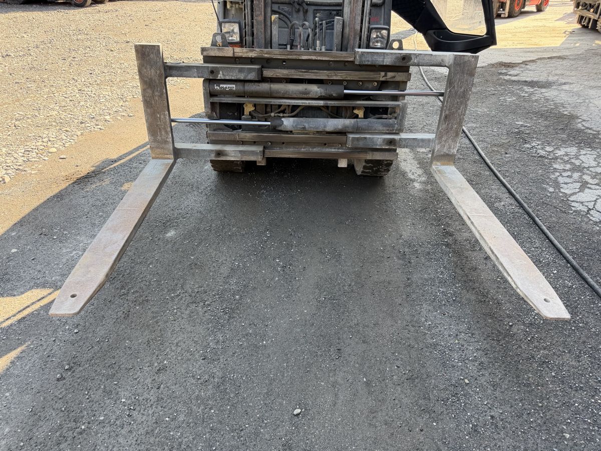Carrelli elevatori e a forche: Kaup Zinkenverstellgerät – Usato da Buchs SG venduto da werk96