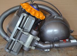 Dyson DC37 Staubsauger aspirateur