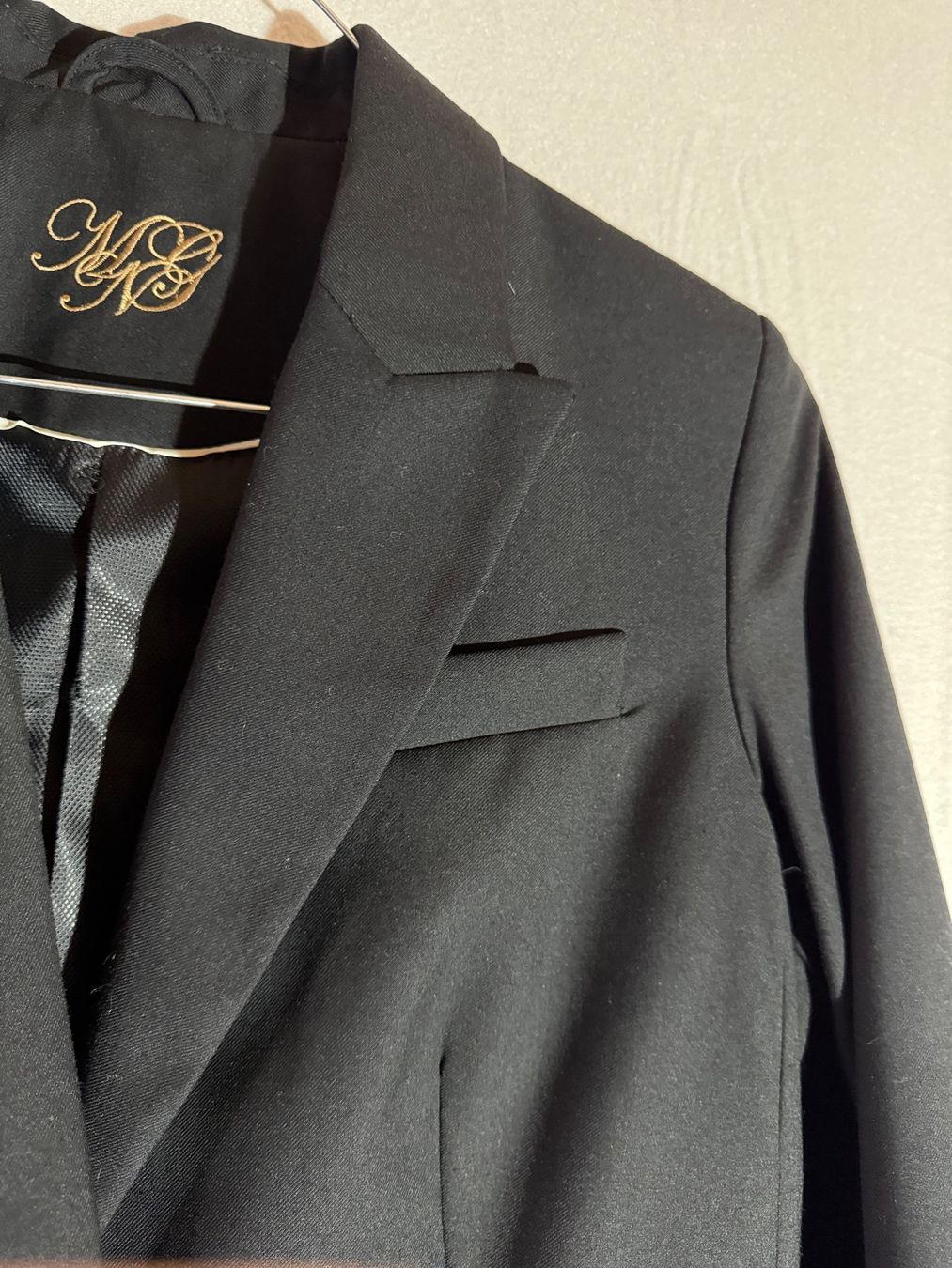 Mango Giacche: Blazer von Mango, schwarz, Gr. 38 – Usato da Grosswangen venduto da second_hand_dress 4