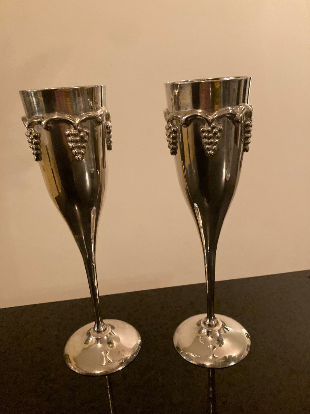 Geschirrsets: Champagnergläser ,versilbert – Gebraucht aus Oberägeri von Vargo11 4