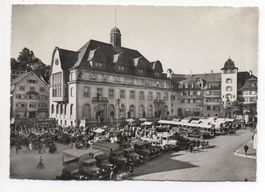 HERISAU Regierungsgebäude und Marktplatz - Lastwagen Saurer