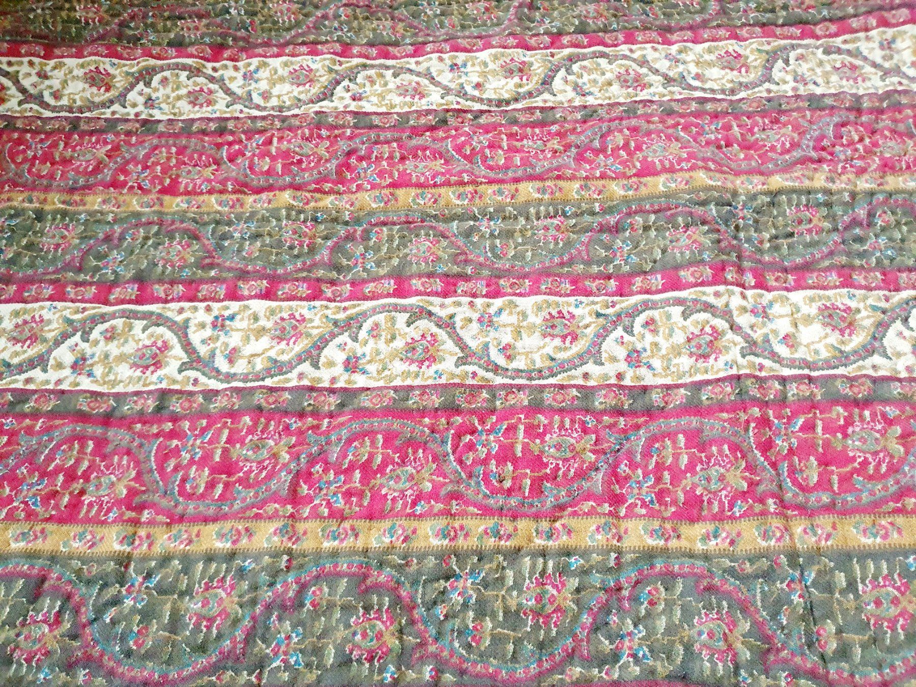 Coperte: Grosser Quilt - Decke – Usato da Richterswil venduto da Lionlion 1