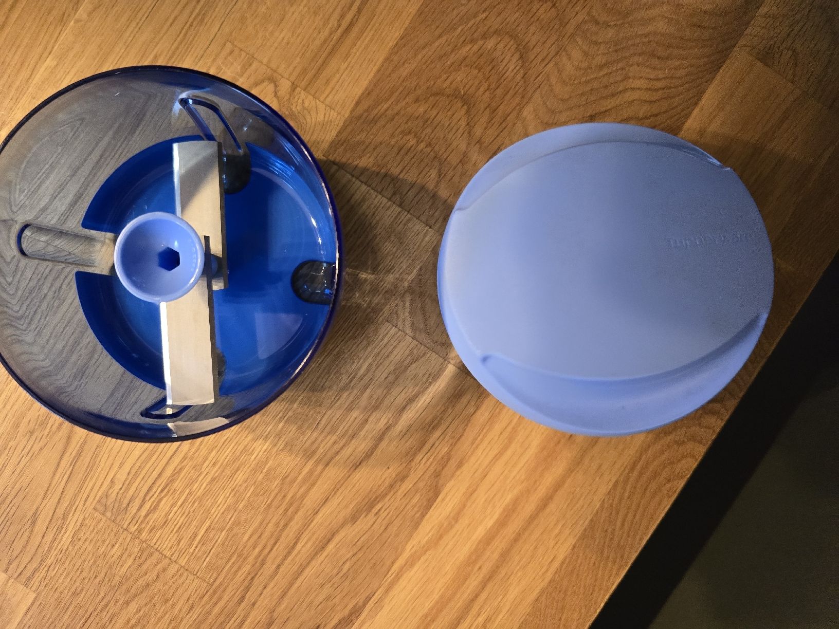 Tupperware Elettrodomestici da cucina: Tupperware  Happy Chef blau – Usato da Laufenburg venduto da may_r2st 1