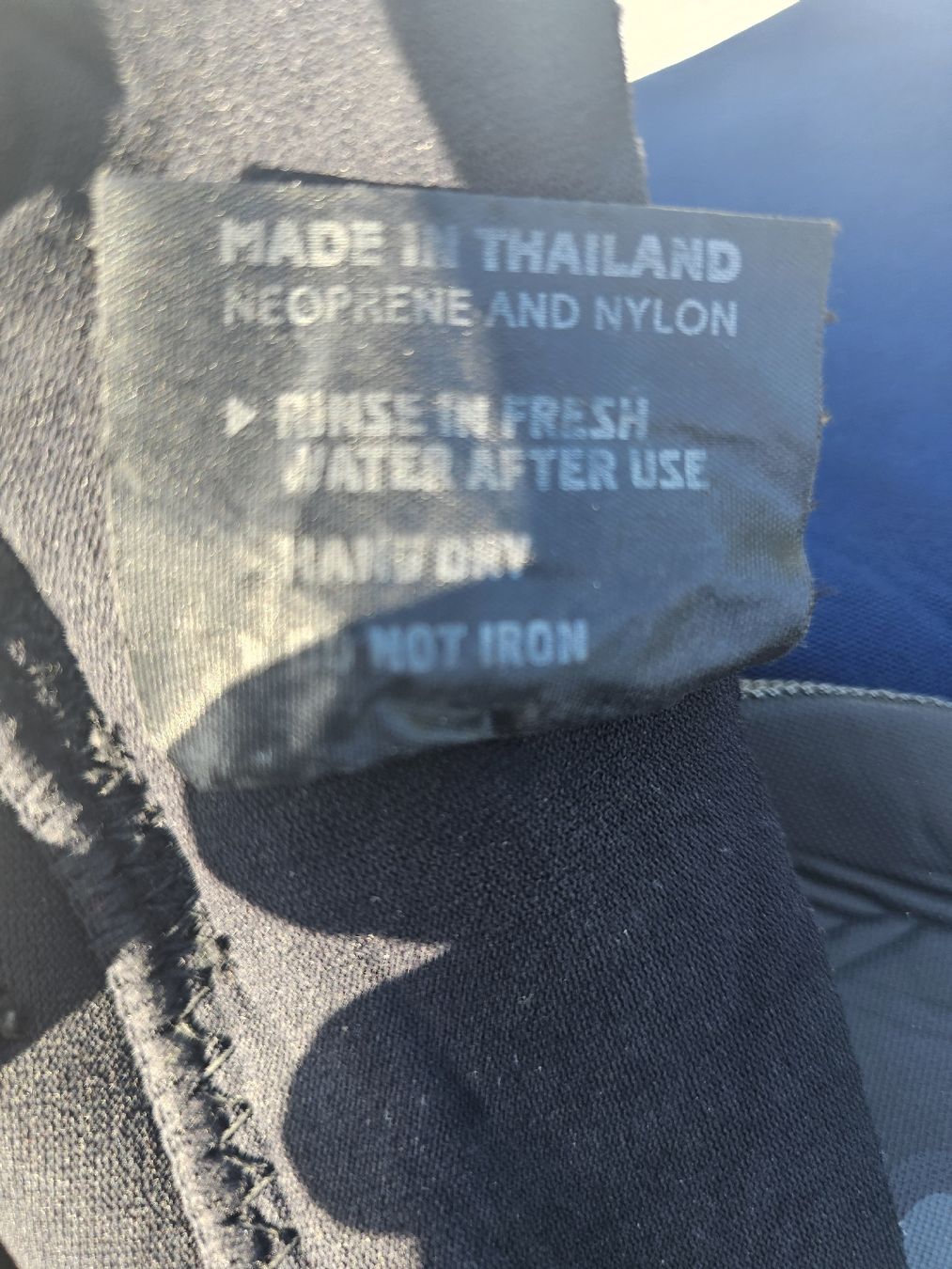 Mute per immersioni: Combinaison de plongée Impact 3X2, taille M. – Usato da HENNIEZ venduto da mjm_vp6n 3