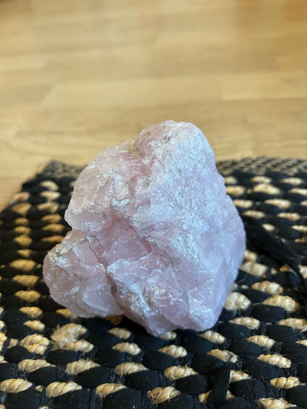 Minerali & Pietre curative: Rosenquarz – Usato da Basel venduto da zoreaaaa