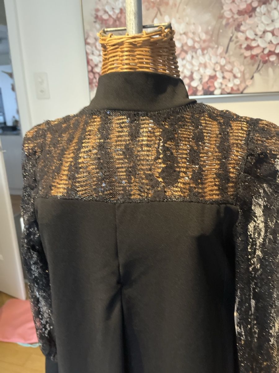 Vestiti: schwarzes Kleid mit Spitze, S – Usato da Solothurn venduto da Bobesch08 1