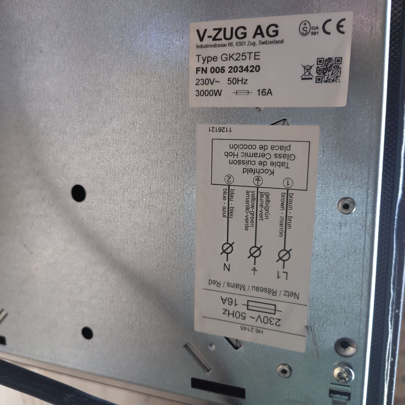 V-Zug Elettrodomestici da cucina: V-ZUG Glaskeramik Kochfeld 2er – Usato da Herisau venduto da Ea83 3