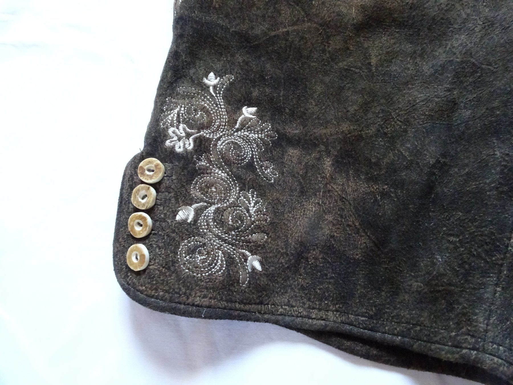 Pantaloni: Traumhaft schöne Lederhose – Usato da martina venduto da Tignuppa 5