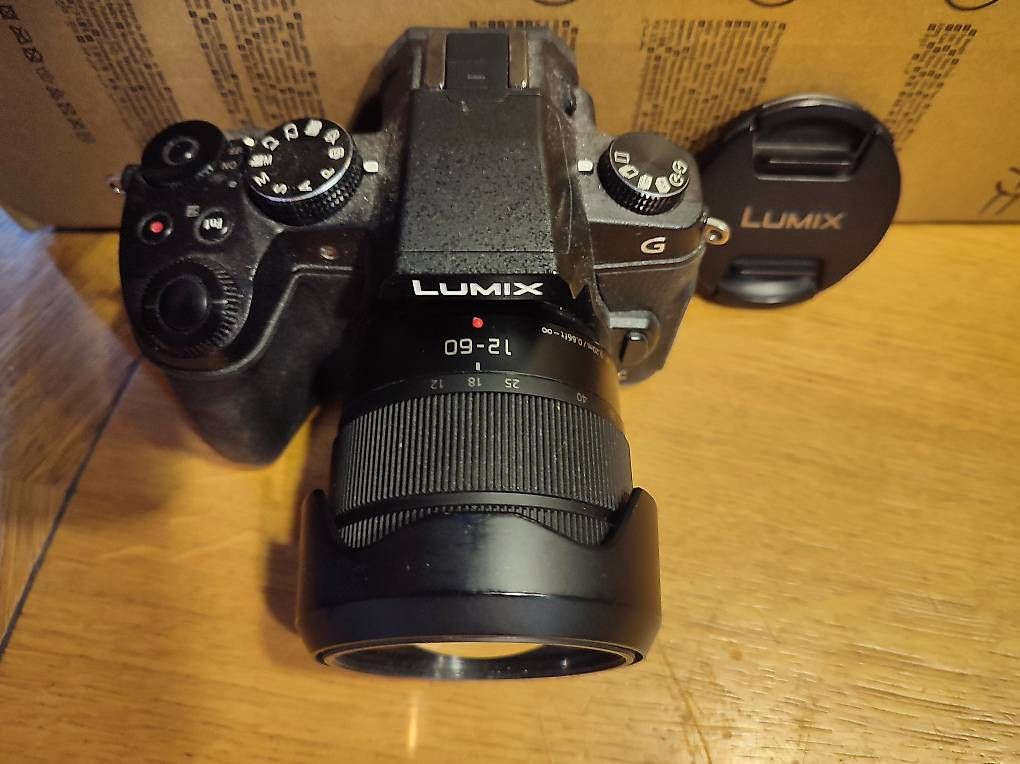 Panasonic Kamera: Lumix G81 + objectif Lumix 12-60mm – Neu (gemäss Beschreibung) aus Confignon von nar_9q26 2