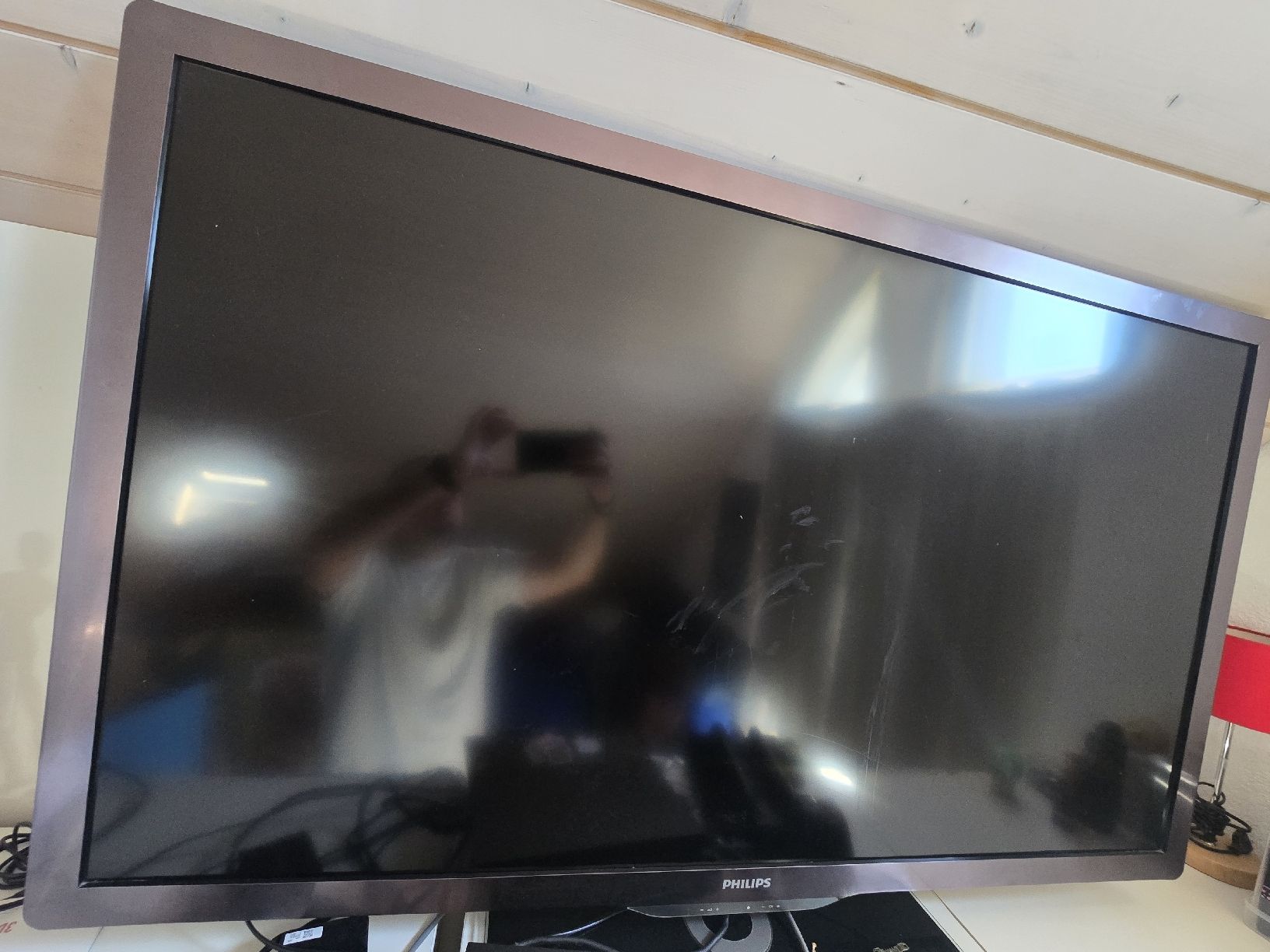 Fernseher: Philips TV 55Zoll – Gebraucht aus Niederbipp von Em.Ai