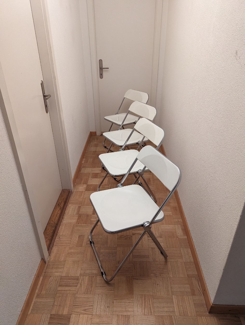 Castelli Stühle: 4 Stück plia castelli klappstuhl Weiss – Gebraucht aus Luzern von philipruth