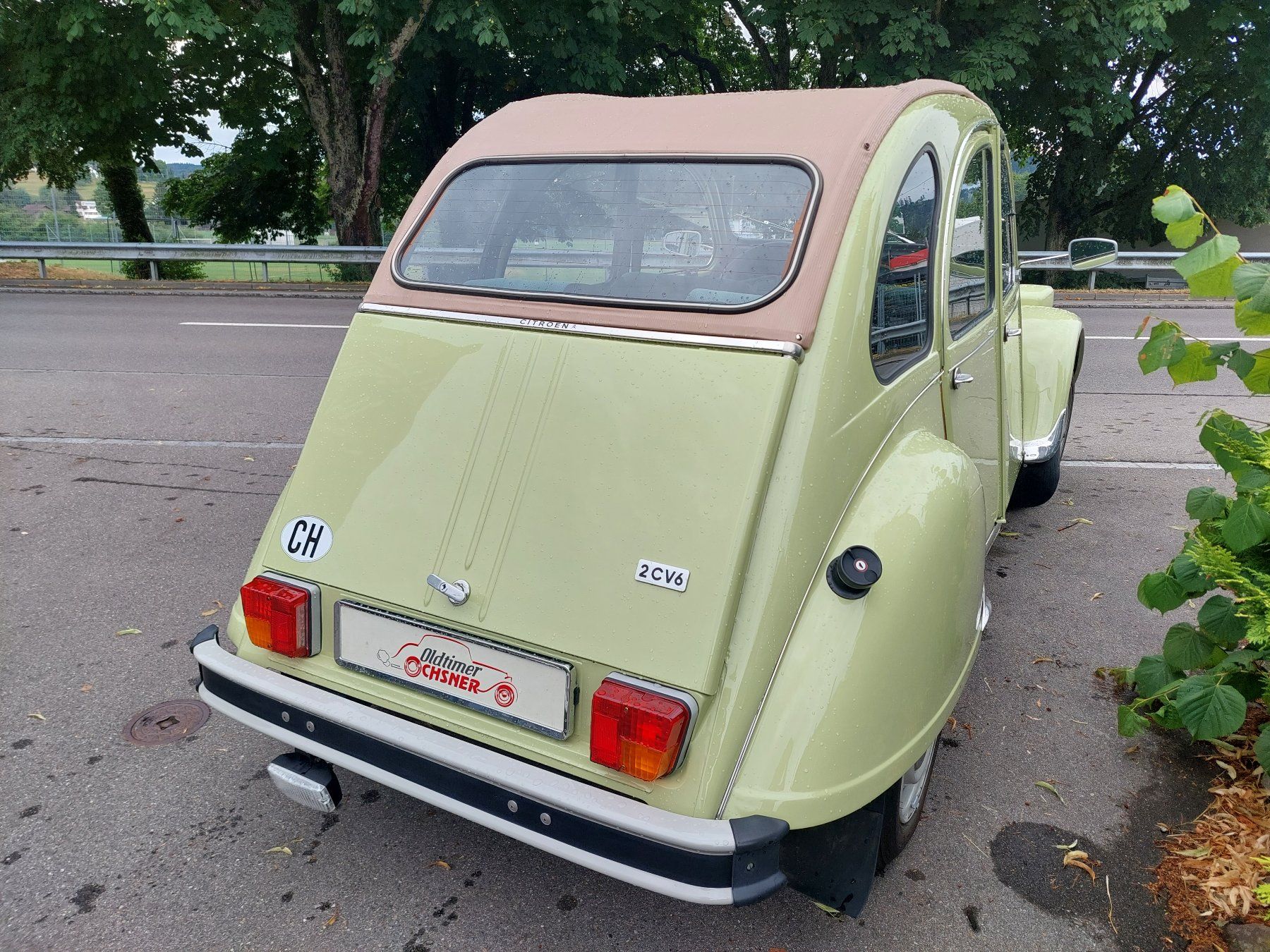Citroën Automobili: Citroen 2cv6 Veteranengeprüft – Usato da Elgg venduto da Oldie67 5
