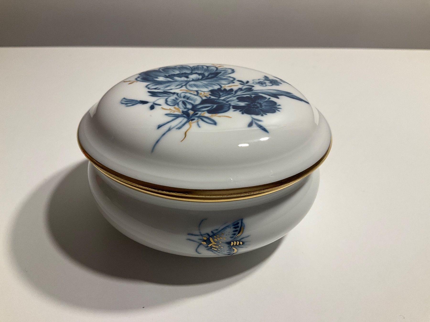 Zuccheriere: Deckeldose von Meissen – Usato da Basel venduto da EllaNora 7