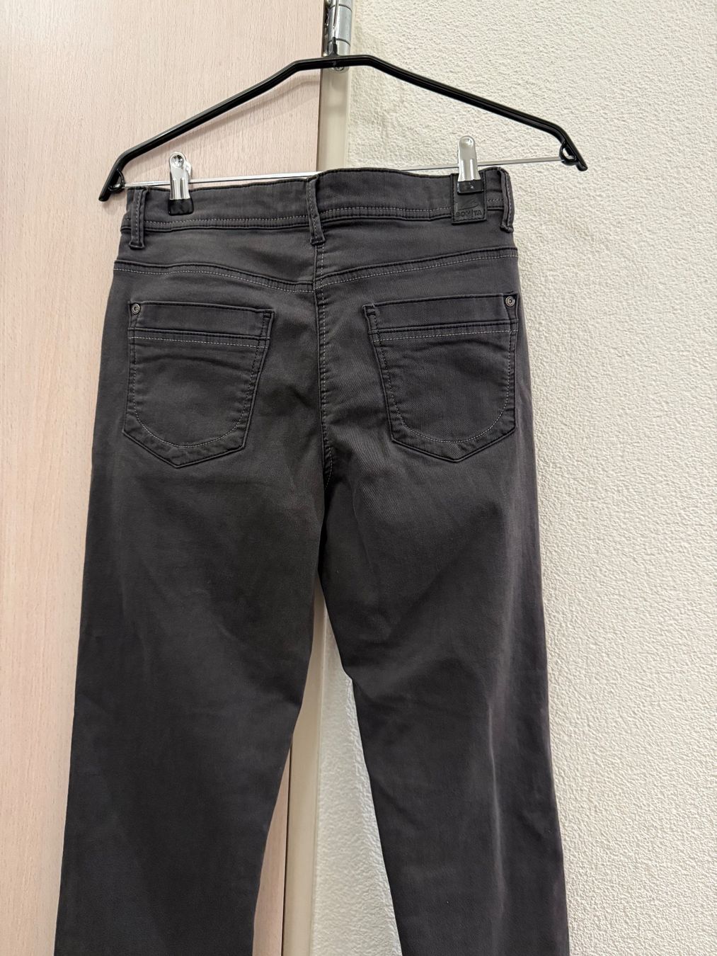 Bonita Hosen: BONITA DAMENHOSE – Gebraucht aus Zürich von heb_c9cj 1