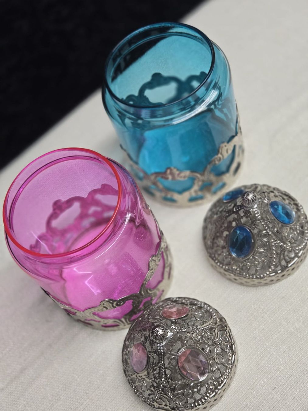 Tutte le decorazioni: 2 Orientalische Gläser mit Deckel, pink & türkis – Nuovo (secondo la descrizione) da Rheinsulz venduto da Gilea 2