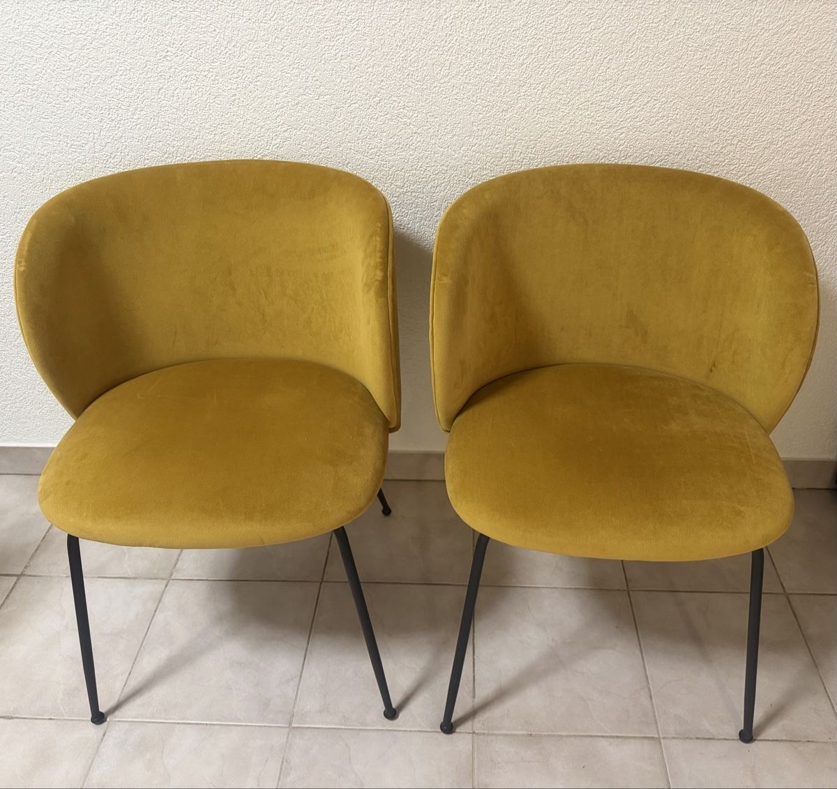 Maisons du monde Poltrone: 2 fauteuils en velours  – Usato da Corcelles NE venduto da mic_262j