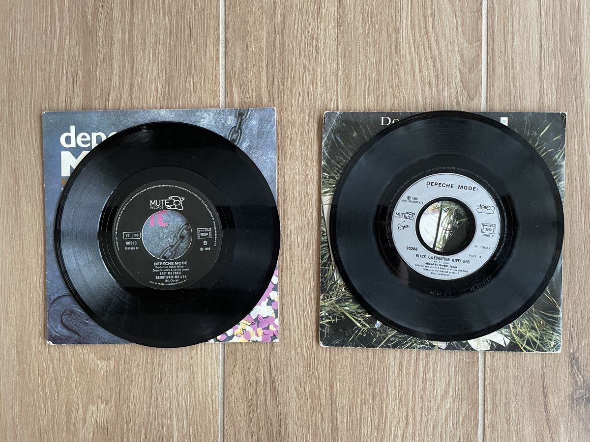 Dischi in vinile: 2 vinyles 45t. Depeche Mode – Usato da Lonay venduto da ju-71 3