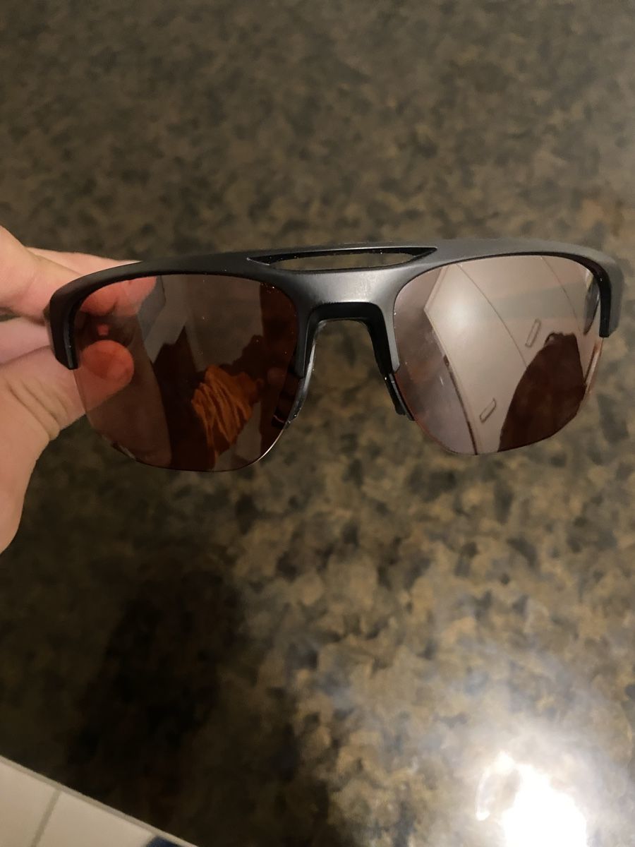 Oakley Brillen & Gläser: Oakley Sonnenbrille  – Neu und originalverpackt aus Altdorf UR von surinee 5