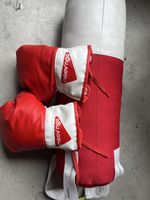 Kinderboxsack mit Boxhandschuhen