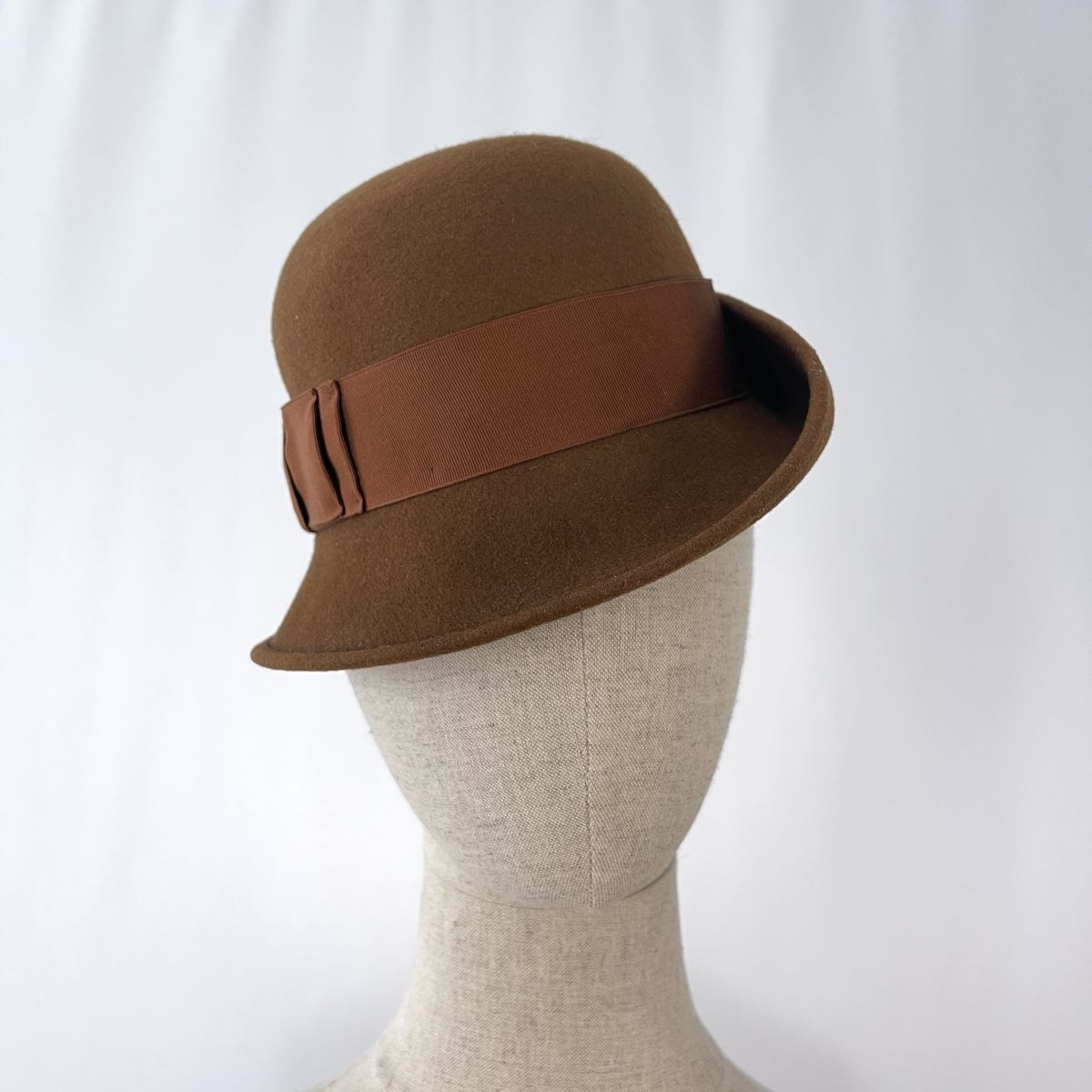 Borsalino Copricapi, berretti & cappellini: BORSALINO Wool Hat – Nuovo (secondo la descrizione) da Emmen venduto da Nightingale_2022